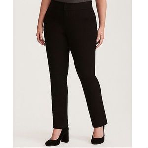 Studio Modern Deluxe Stretch Straight Leg Pant